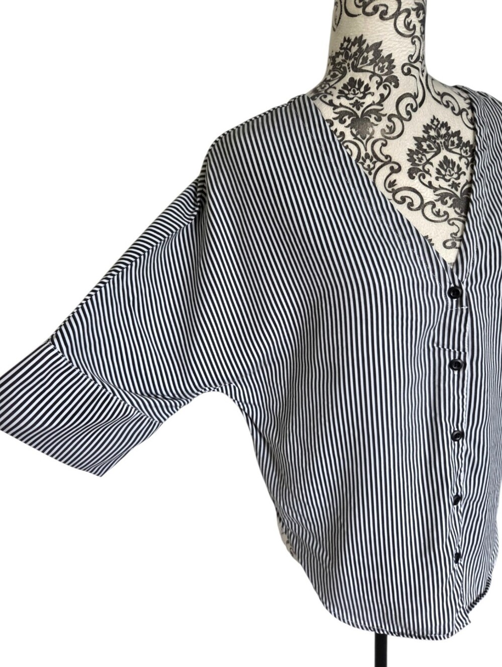 Vetta Capsule The Boyfriend Shirt Tencel Stripes Womens Small Minimalist - Picture 6 of 11